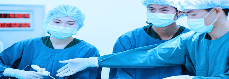 Chirurgie laparoscopique en Inde
