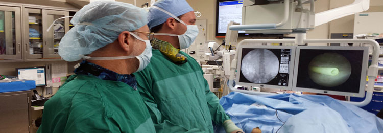 Chirurgie laparoscopique en Inde